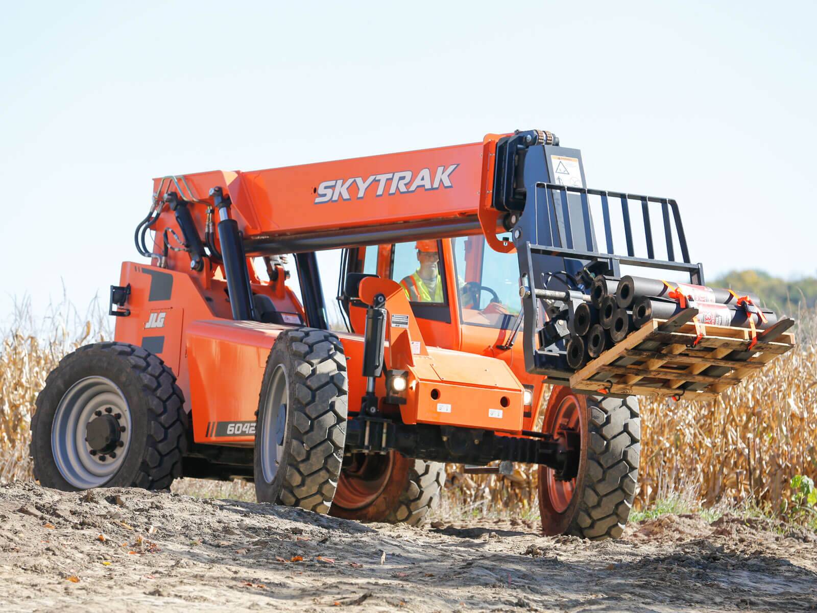 SkyTrak 6042 Telehandler