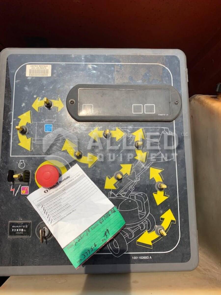 Used 2011 JLG 800AJ (Serial # 300144355) - Image 3