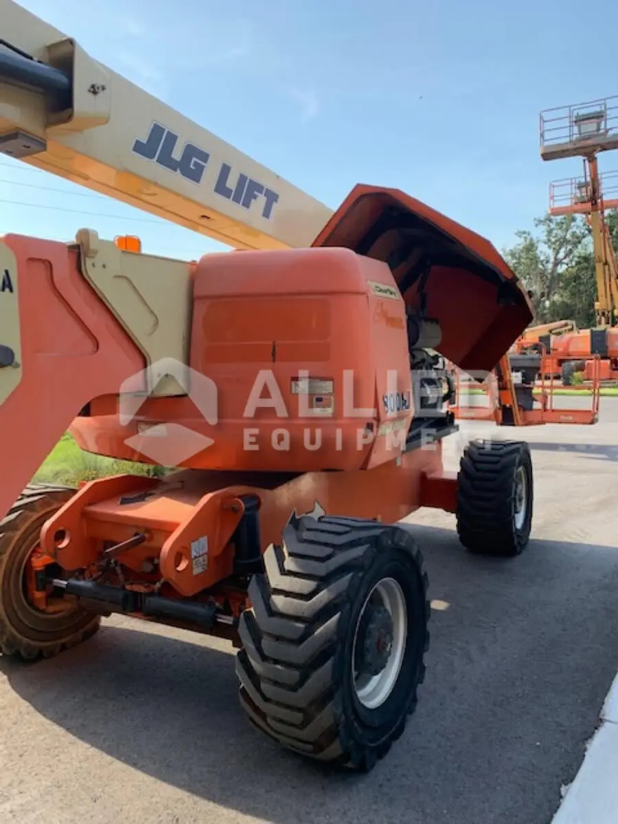 Used 2011 JLG 800AJ (Serial # 300144355) - Image 9