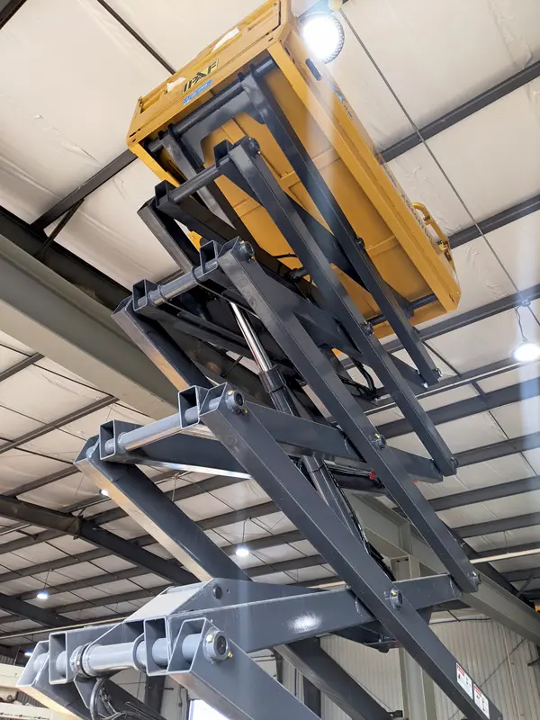 XCMG XG4047DC Lift - Image 3