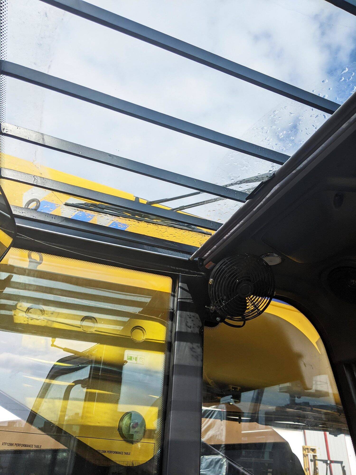 XCMG XTF1256K TELEHANDLER - Image 14