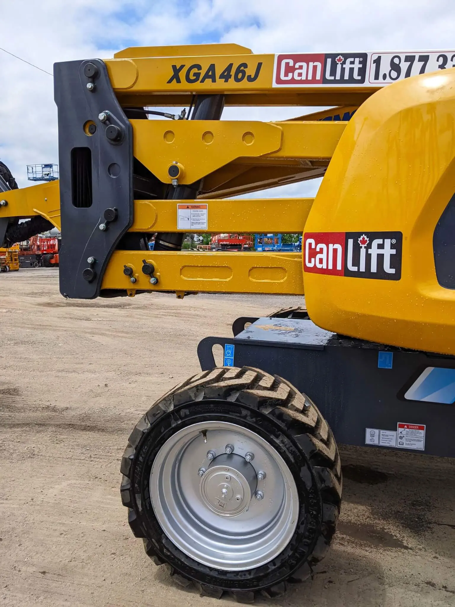 XCMG XGA46J Articulating Boom Lift - Image 5