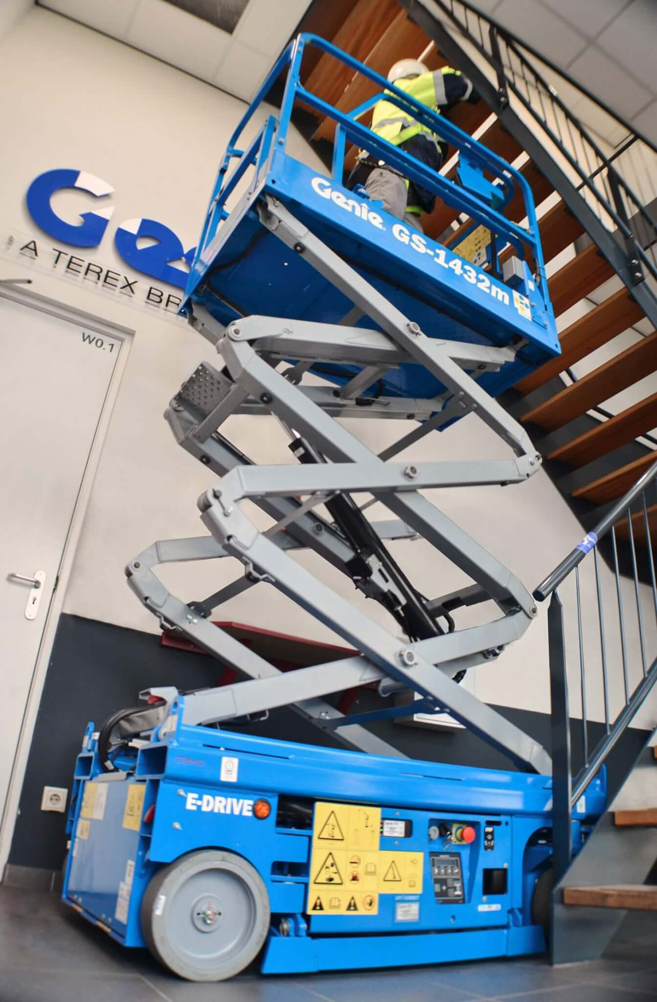 Genie GS-1432m E-Drive - Image 2