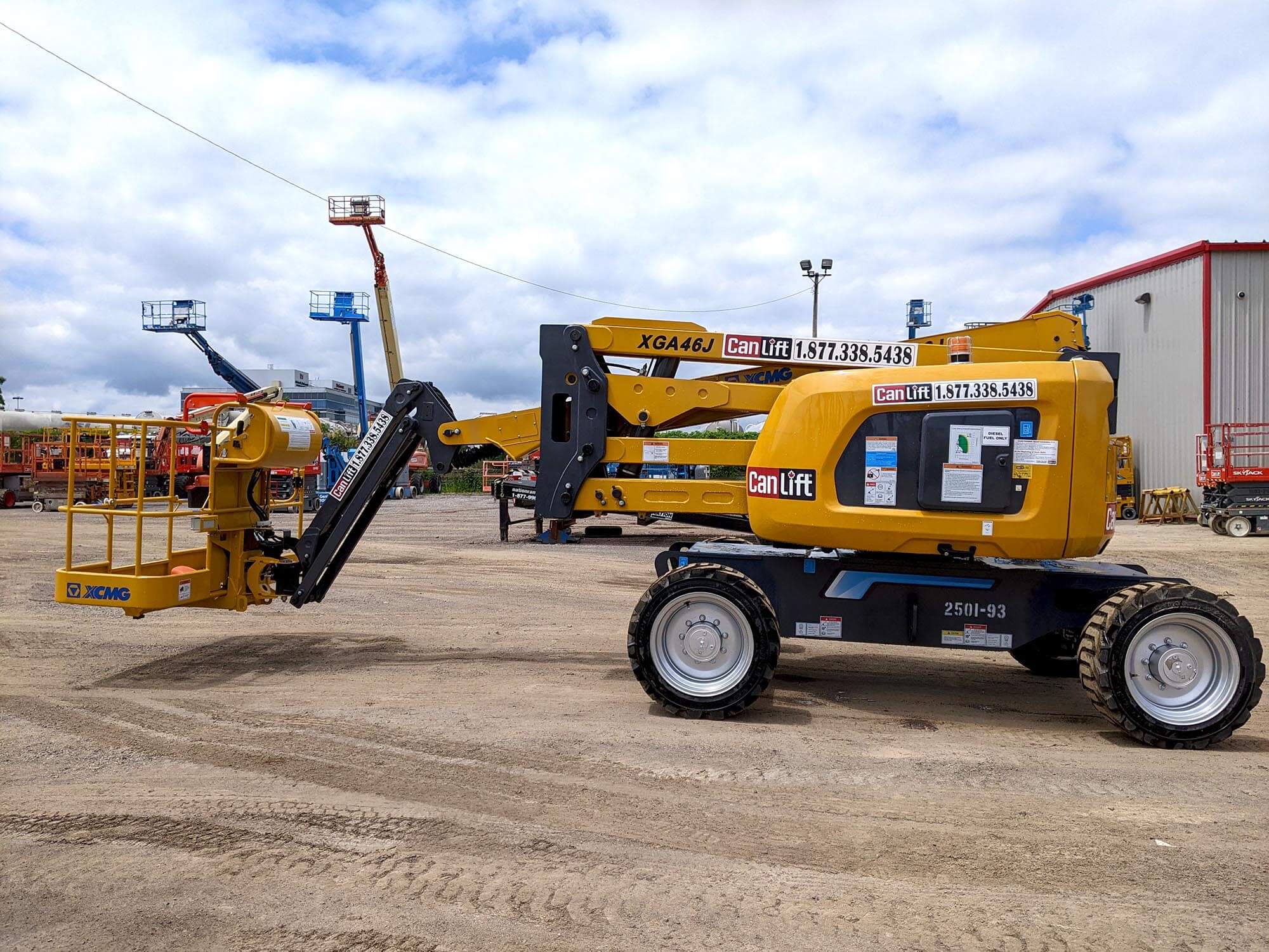 XCMG XGA46J Articulating Boom Lift - Image 2