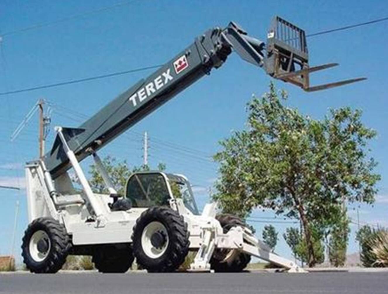 Terex TH-1056 - Image 3