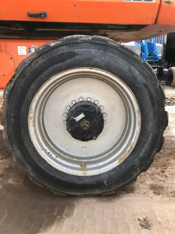 2011 JLG 1350 SJP (Serial # 300149549) - Image 8