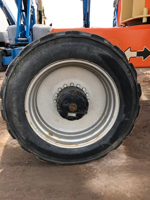 2011 JLG 1350 SJP (Serial # 300149549) - Image 9