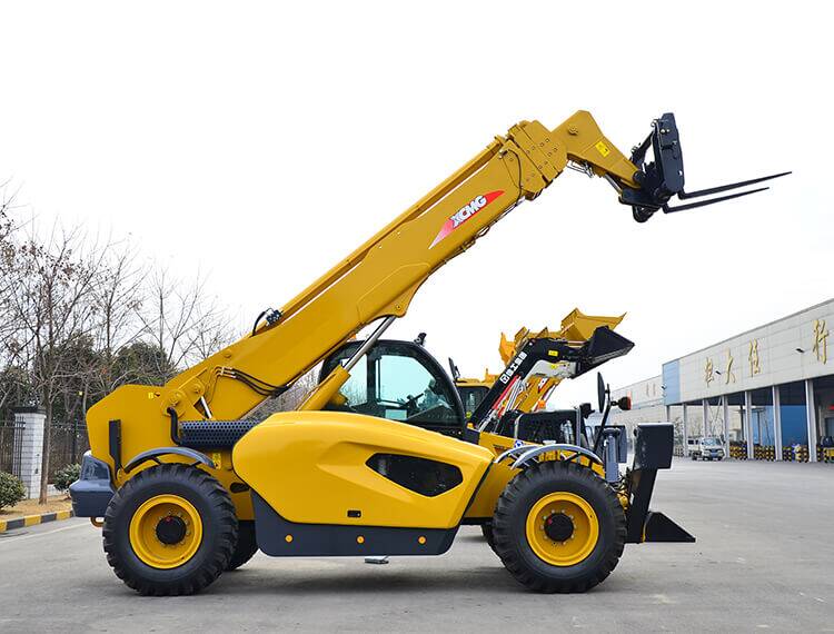 XCMG XC6-4517K Container Forklift - Image 3