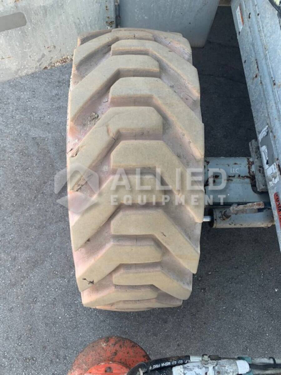 Used 2010 Skyjack SJ9250RT (Serial # 50000682) - Image 3