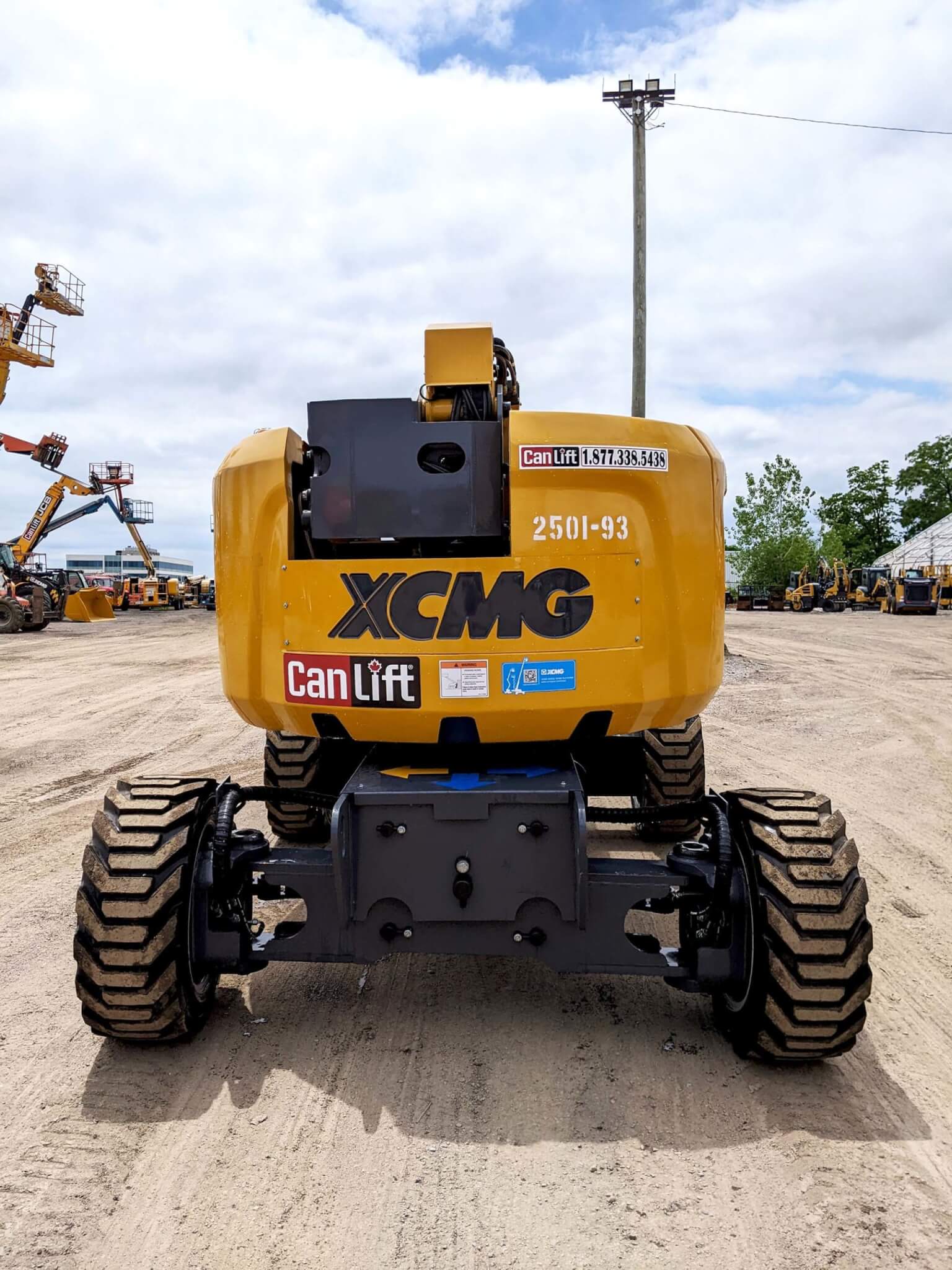 XCMG XGA46J Articulating Boom Lift - Image 4