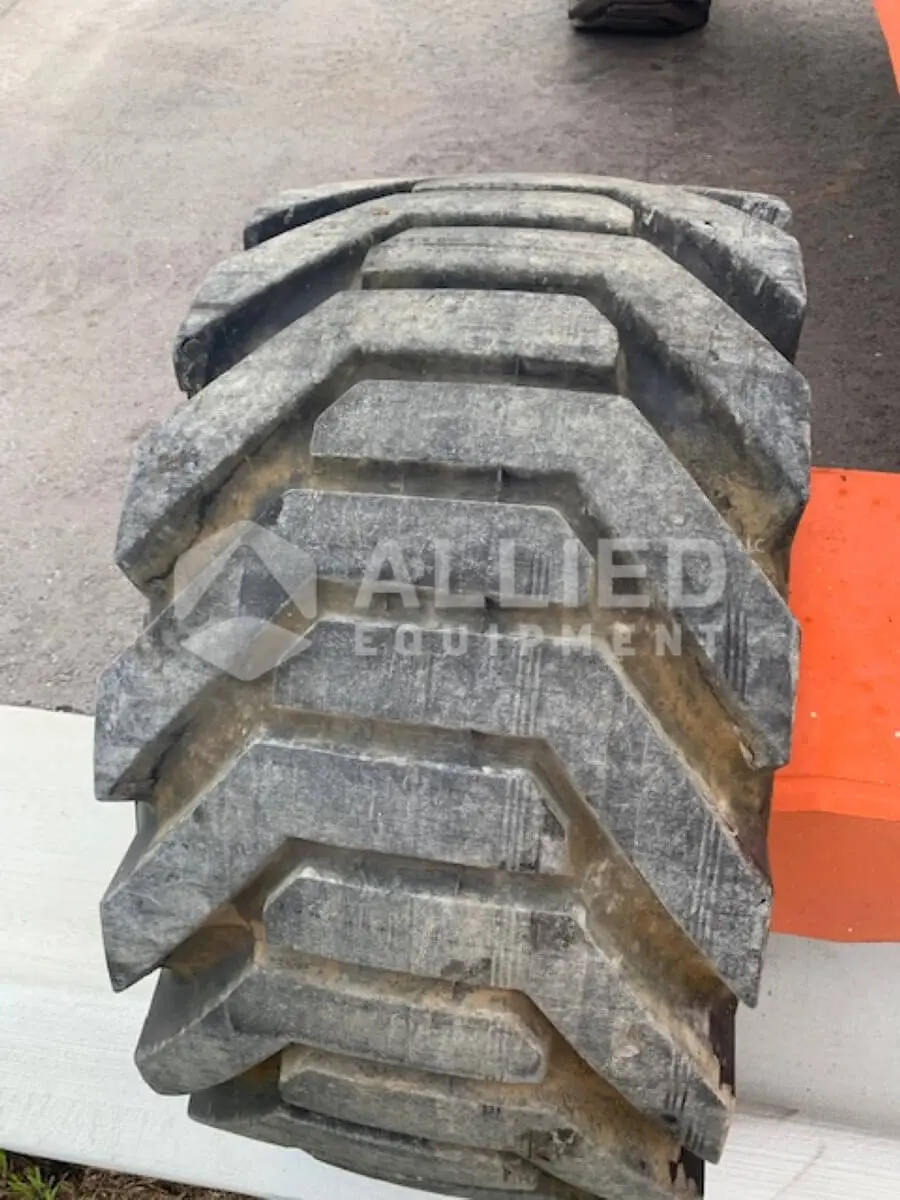 Used 2011 JLG 800AJ (Serial # 300150308) - Image 6