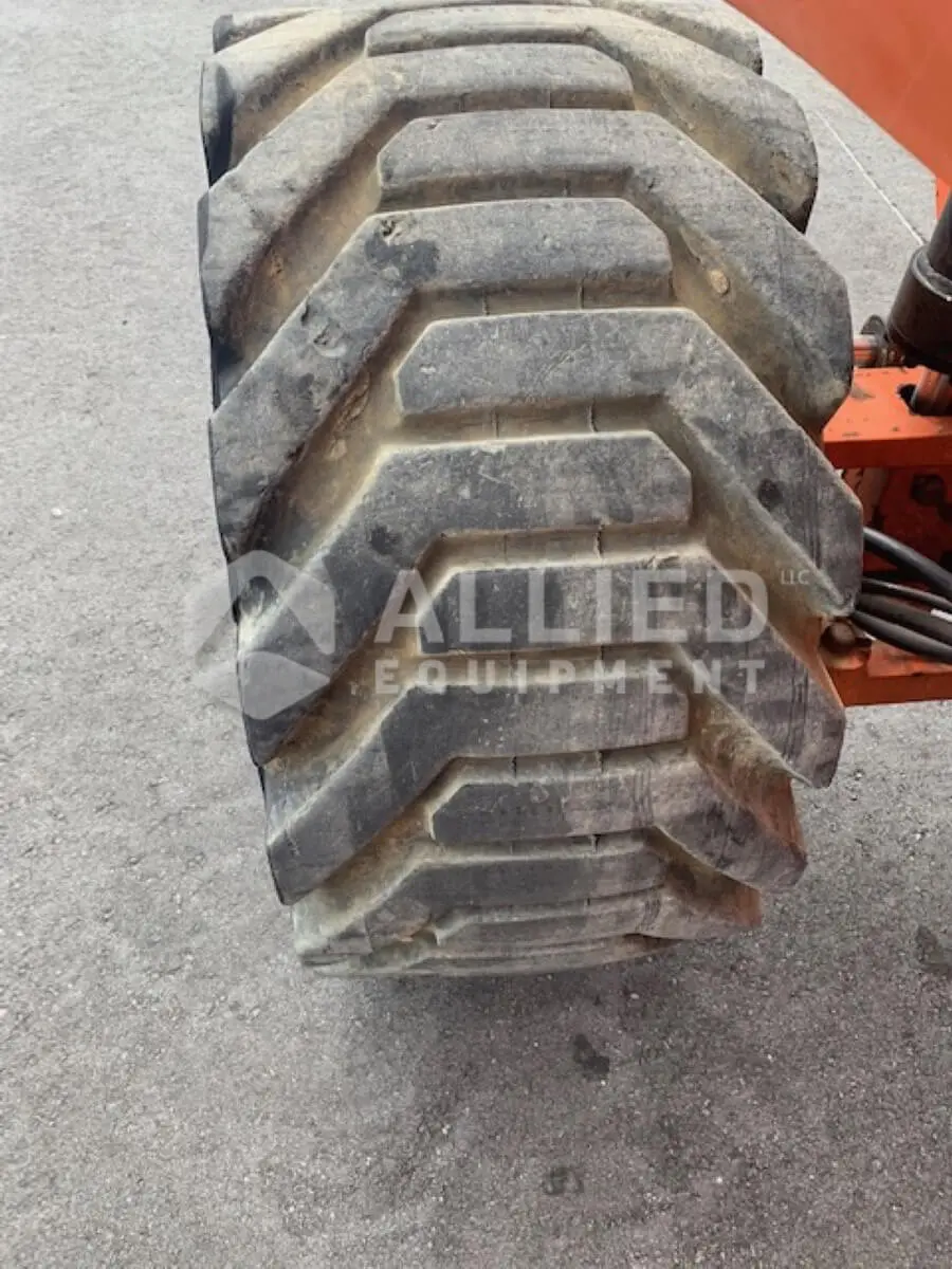 Used 2011 JLG 800AJ (Serial # 300150308) - Image 7