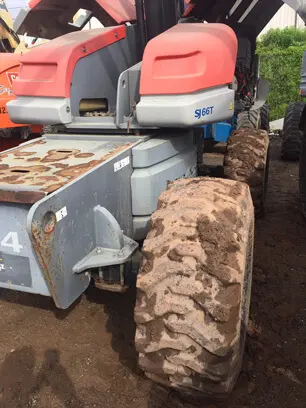 2010 Skyjack SJ66T (Serial # 97000150) - Image 2