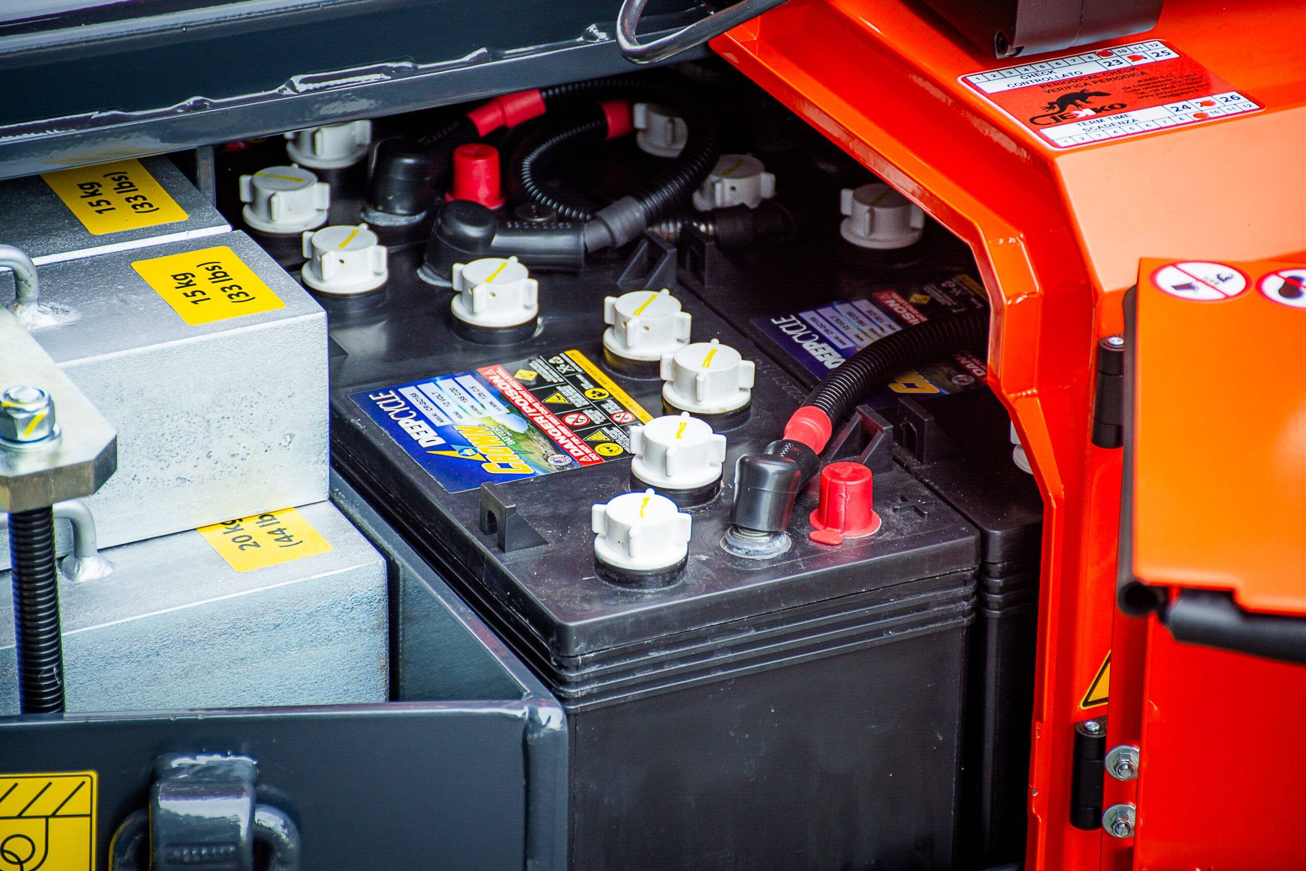 Jekko MPK06.2 Electric Glass Lifter - Image 6