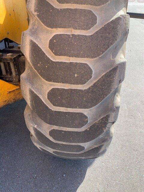 Used JCB 512-56 (Serial # 1403893) - Image 4
