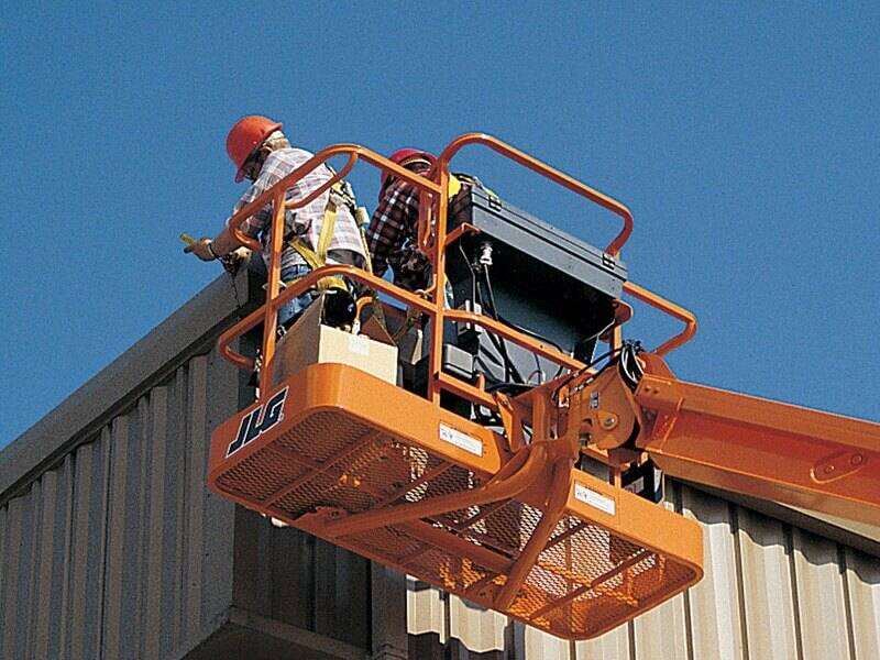 JLG 400S