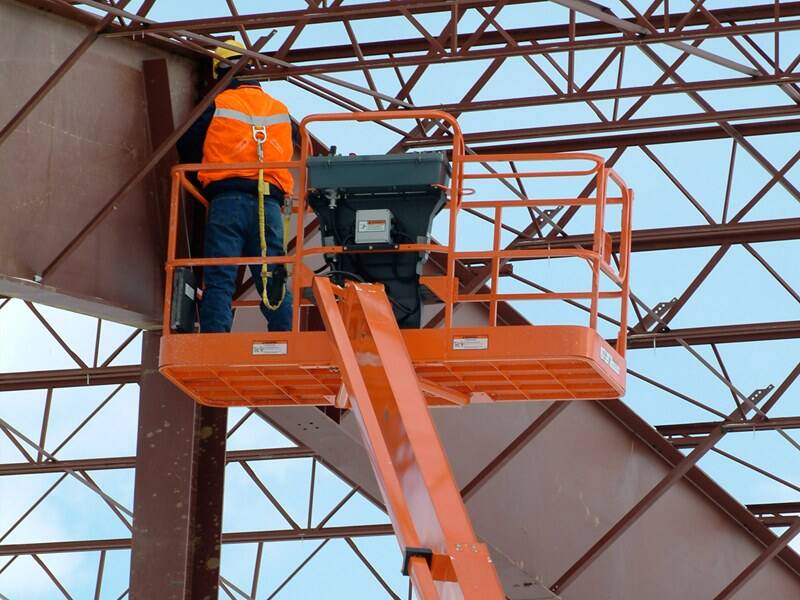 JLG 600S