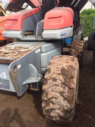 2010 Skyjack SJ66T (Serial # 97000150) - Image 2