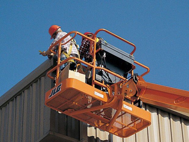 JLG 400S