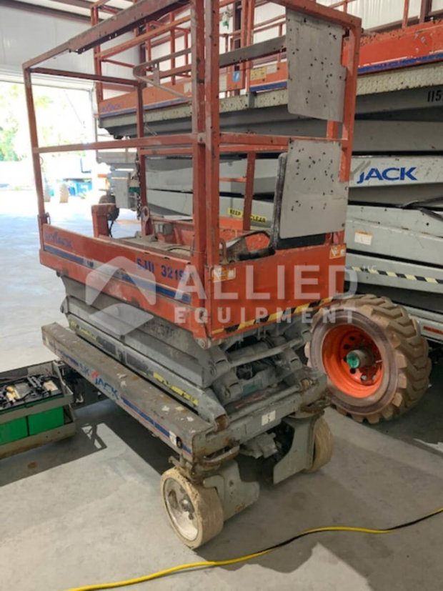 Used Skyjack 3219 (Serial # 22031351) - Image 6