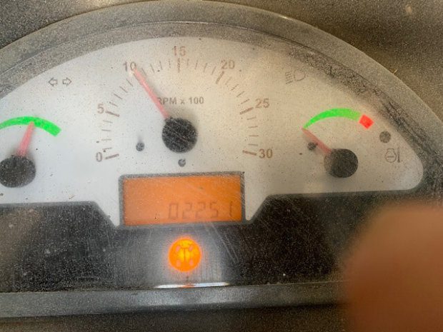 Used 2015 Genie GTH 1056 - Image 3