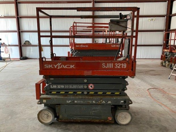2012 Skyjack SJIII3219 (Serial #22043591) - Image 3