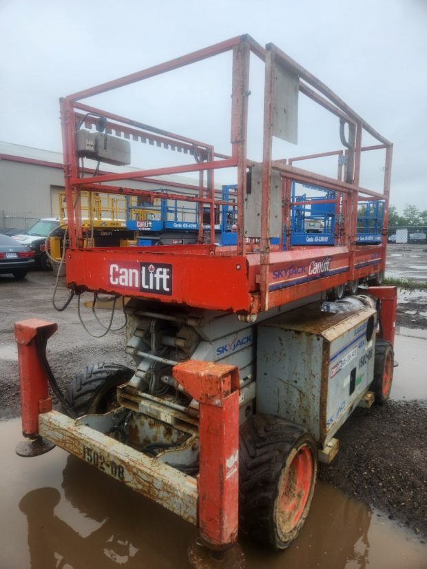 2007 Skyjack SJ6832 RT Scissor Lift - Image 5