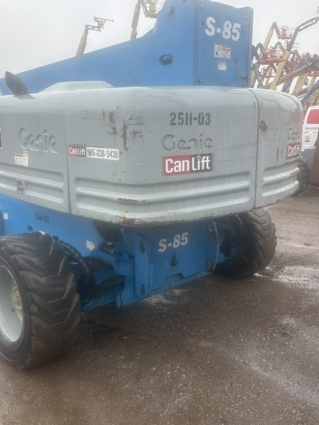 2006 Genie S-85 Boom Lift - Image 5