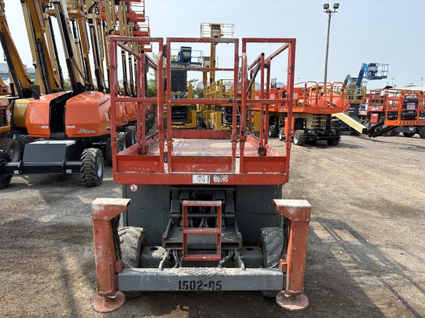 2007 Skyjack SJ6826 RT Scissor Lift - Image 4