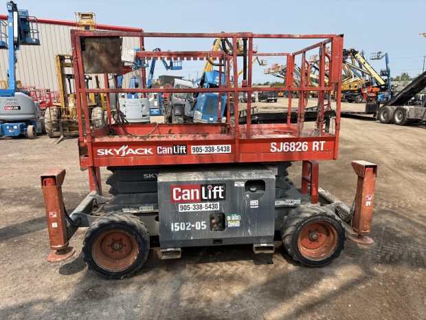 2007 Skyjack SJ6826 RT Scissor Lift